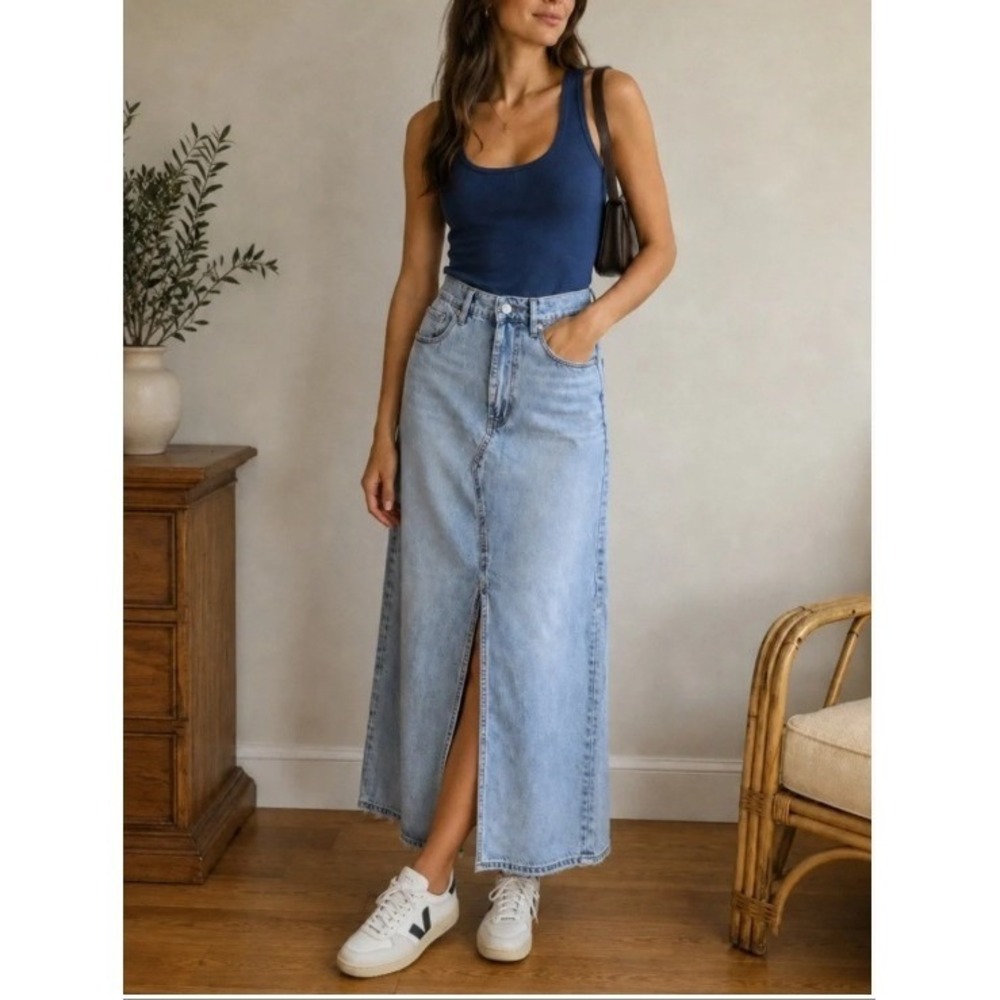 Blank NYC Front Slit Denim Maxi Skirt Womens 27 Light Blue Whiskered Modest New
